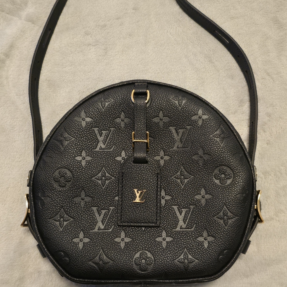 Louis Vuitton Boite Chapeau Souple MM Crossbody Bag